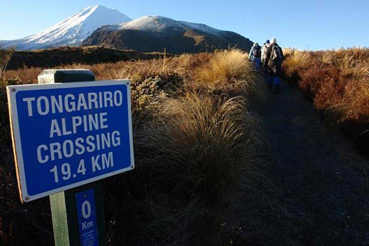A visitor’s guide to New Zealand’s Tongariro Alpine Crossing
